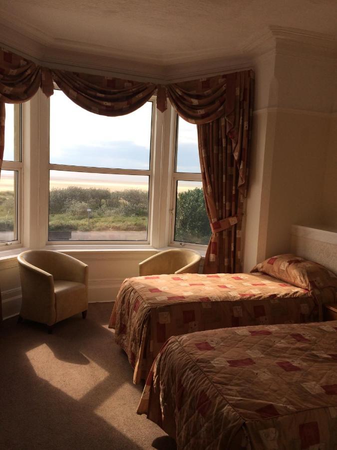 Monterey Beach Hotel リザム・セント・アンズ エクステリア 写真