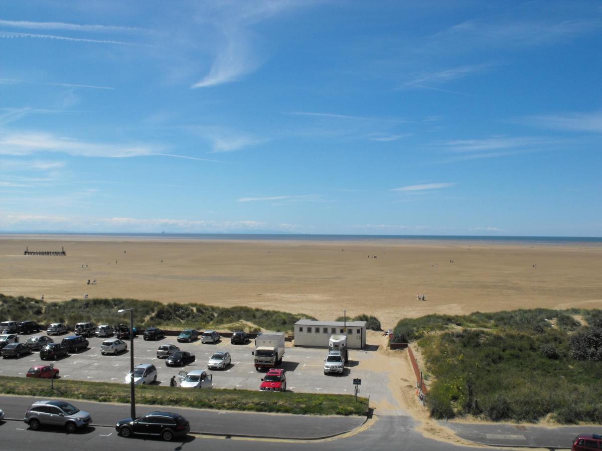 Monterey Beach Hotel リザム・セント・アンズ エクステリア 写真